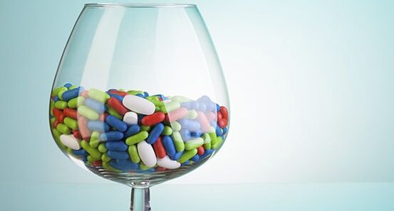 studies on the compatibility of antibiotics and alcohol